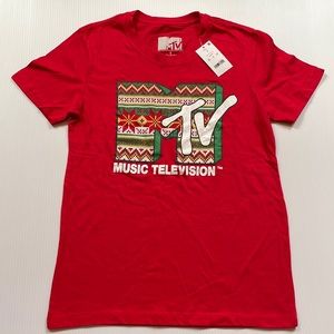 MTV Music Television red holiday women’s short sleeve t-shirt. Size small